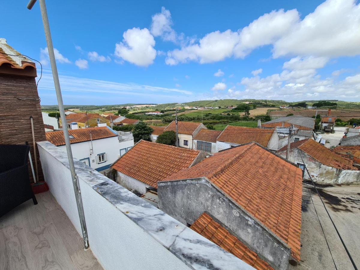 Gomes & Fortunato House Casais Brancos Экстерьер фото