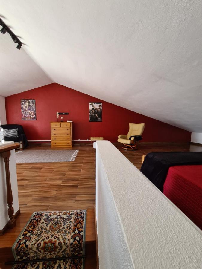 Gomes & Fortunato House Casais Brancos Экстерьер фото